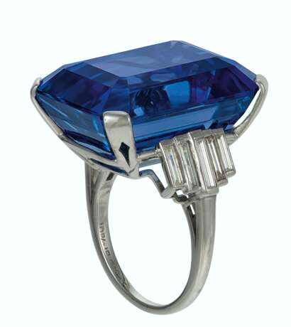 AN IMPORTANT SAPPHIRE AND DIAMOND RING - Foto 2