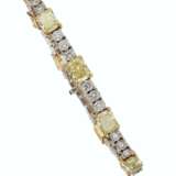 Graff. COLORED DIAMOND AND DIAMOND BRACELET, GRAFF - Foto 3