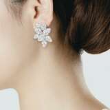 DIAMOND CLUSTER EARRINGS - photo 3