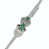 DIAMOND, EMERALD AND MULTI-GEM DOUBLE-SWAN CONCEALED WATCH-B... - Foto 1