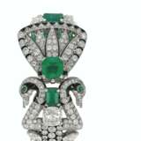 DIAMOND, EMERALD AND MULTI-GEM DOUBLE-SWAN CONCEALED WATCH-B... - Foto 3