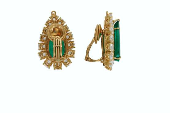 EMERALD AND DIAMOND EARRINGS, JACQUES TIMEY, ATTRIBUTED TO H... - Foto 2