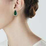 EMERALD AND DIAMOND EARRINGS, JACQUES TIMEY, ATTRIBUTED TO H... - photo 3