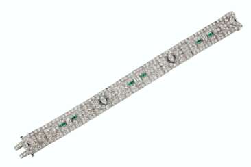 ART DECO DIAMOND, EMERALD AND ONYX BRACELET, TIFFANY & CO