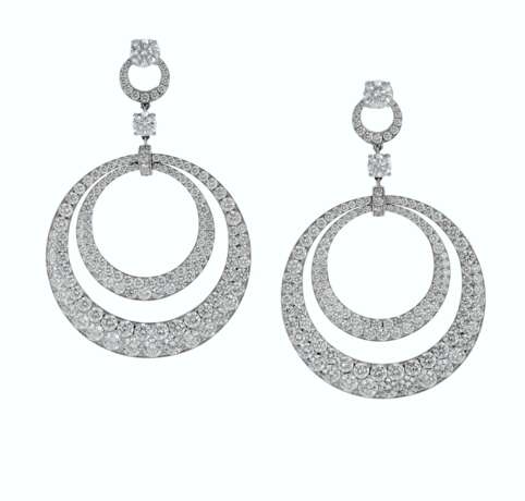 Graff. DIAMOND EARRINGS, GRAFF - фото 1