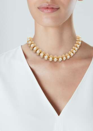 Bulgari. SET OF CULTURED PEARL AND DIAMOND 'CELTICA' JEWELRY, BULGARI... - photo 6