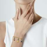 Cartier. ENAMEL AND GOLD 'SNOW WHITE AND THE SEVEN DWARFS' CHARM BRAC... - photo 4