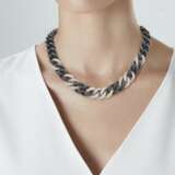 Hemmerle. IRON AND DIAMOND NECKLACE, HEMMERLE - Foto 4