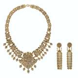 SET OF DIAMOND AND GOLD INDIAN JEWELRY - Foto 1