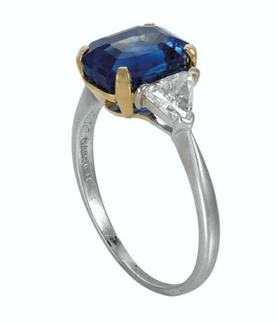 Cartier. SAPPHIRE AND DIAMOND RING, CARTIER - фото 2