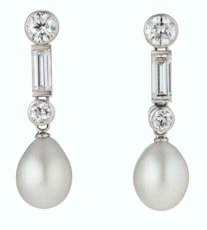 NATURAL PEARL AND DIAMOND EARRINGS - фото 1