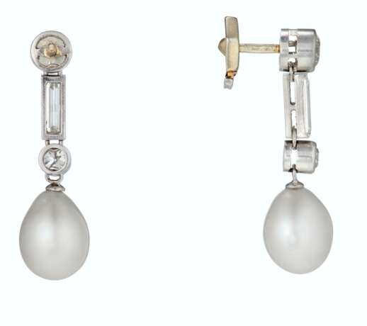 NATURAL PEARL AND DIAMOND EARRINGS - фото 2