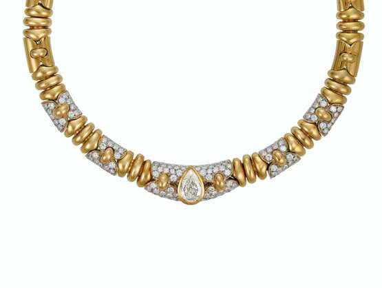GOLD AND DIAMOND NECKLACE - Foto 1