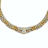 GOLD AND DIAMOND NECKLACE - Foto 1