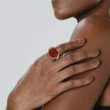 Cartier. GROUP OF CORAL AND DIAMOND JEWELRY, CARTIER AND A CORAL RING... - Foto 14