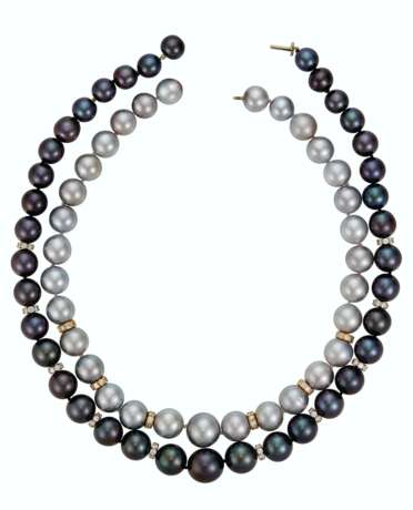GROUP OF CULTURED PEARL AND DIAMOND JEWELRY - фото 3