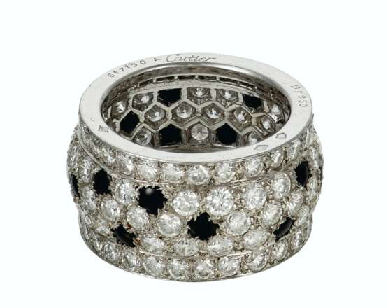 Cartier. DIAMOND AND ONYX 'PANTHÈRE' RING, CARTIER - Foto 3