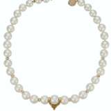 DIAMOND CLIP, HARRY WINSTON AND CULTURED PEARL AND DIAMOND N... - фото 3
