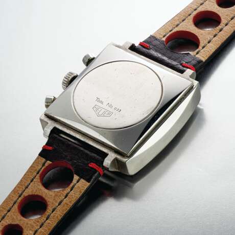 HEUER. A FINE STAINLESS STEEL CHRONOGRAPH WRISTWATCH - photo 3