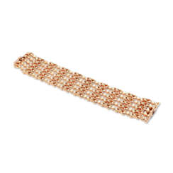 18 CARAT GOLD BRACELET