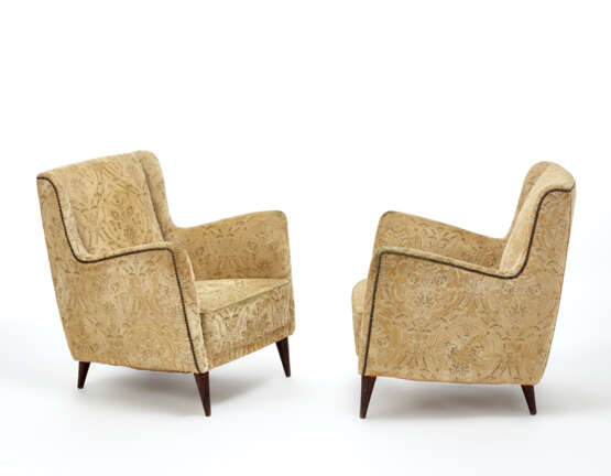 Gio Ponti. Pair of upholstered armchairs designed for the "Conte Grande" motor ship - photo 1