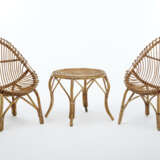 Pair of armchairs and coffee table in rattan - фото 1