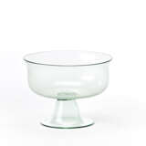 Manifattura di Murano. Clear light green blown glass stand - Foto 1