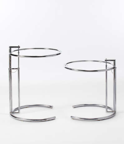 Eileen Grey. Pair of side tables model "E 1027" - photo 1