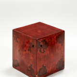 Pierre Legrain. Pouf in wood covered in spotted red lacquer - photo 1
