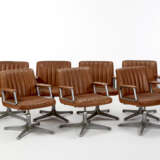 Osvaldo Borsani. Lot of seven height-adjustable swivel armchairs model "P125" - photo 1