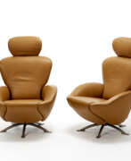 Toshiyuki Kita ( 1942 ). Pair of swivel and reclining armchairs model "K10 Dodo"