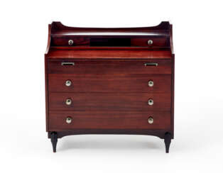 Chest of drawers model "SC 284"