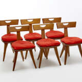 Lot consisting of six chairs in solid chestnut wood carved and patinated - photo 1