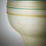 MVM Cappellin. Vase in lattimo and green incamiciato glass, - фото 3