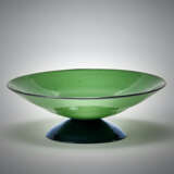 Carlo Scarpa. Small stand in green incamiciato blown glass - фото 2