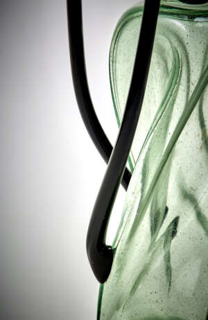 Umberto Bellotto. Vase in transparent greenish blown glass - фото 6