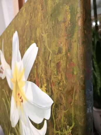 Painting “White lily”, Canvas on the subframe, Oil paint, Realist, Still life, 2020 - photo 4