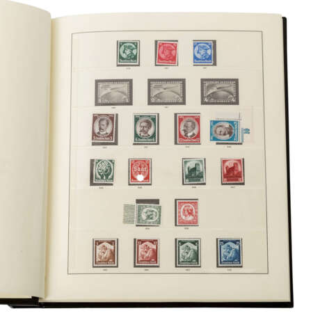 Briefmarken Deutsches Reich 1933-1945 - photo 1