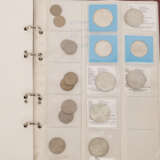 Restsammlung im Album, auch mit einigen Silbermünzen, - photo 4