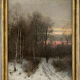 SOPHUS JACOBSEN 1833 Frederikshald - 1912 Düsseldorf Wanderer im winterlichen Birkenwald am Abend - фото 2