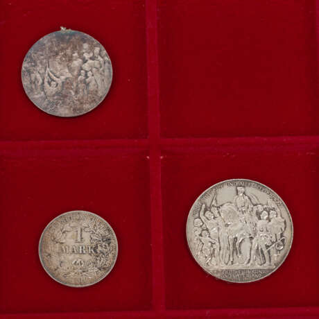 3 Tableaus mit überwiegend BRD Gedenkmünzen, - Foto 2