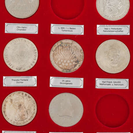 3 Tableaus mit überwiegend BRD Gedenkmünzen, - Foto 6