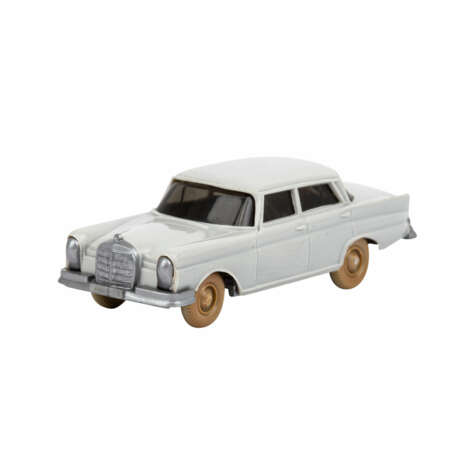 WIKING Mercedes 220 S, Heckflosse, 1961-1967, - photo 1