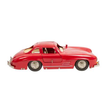 MÄRKLIN Mercedes Benz 300 SL in zwei Ausführungen, 1992 und 1993, - photo 2