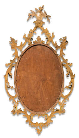A PAIR OF GEORGE III GILT CARTON PIERRE OVAL MIRRORS - фото 7