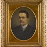 EUGÉNIE BEAUVOIS Tätig um 1900 (Belgien) Portrait eines Herren im Oval - Foto 2