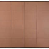 A CHINESE PAINTED WALLPAPER SIX-PANEL SCREEN - Foto 6
