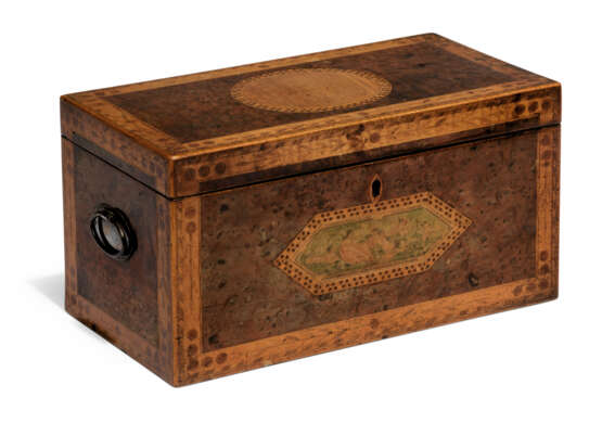A GEORGE III YEW, SYCAMORE AND MARQUETRY TEA CADDY - photo 1