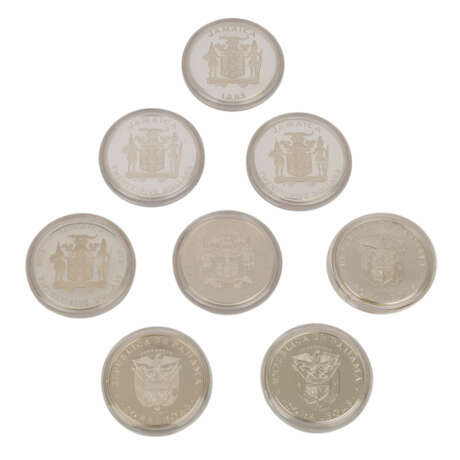 Sammlung von 8 x 5 Unzen Silber fein Münzen, - photo 2