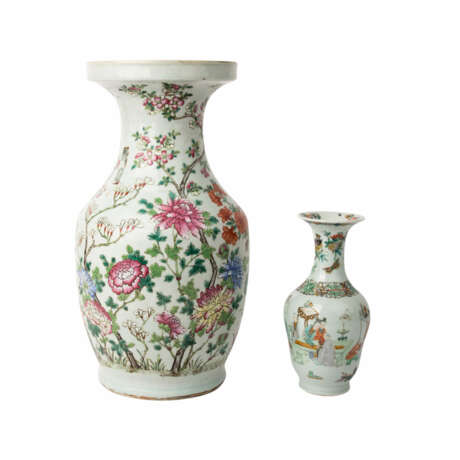 Zwei Vasen. CHINA, um 1900. - photo 2